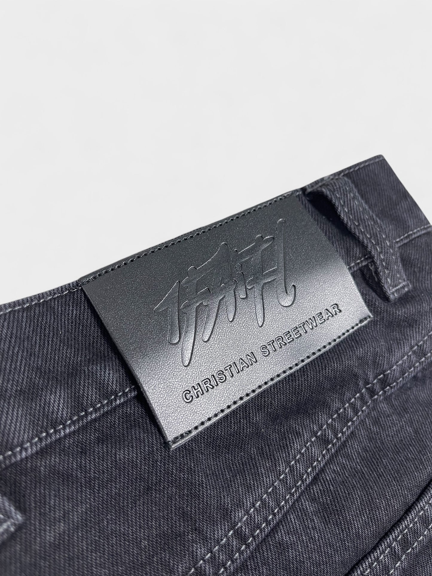 Double Knee Carpenter Jorts - Washed Charcoal